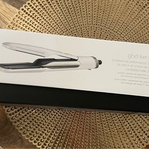 GHD Duet Style - NEW in box (white)